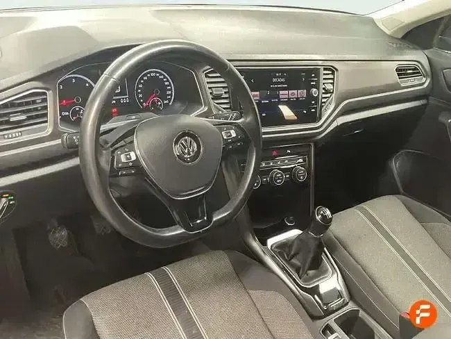Usado VW T-Roc Sportline 115 CV (84 kW) 2019 Azul SUV