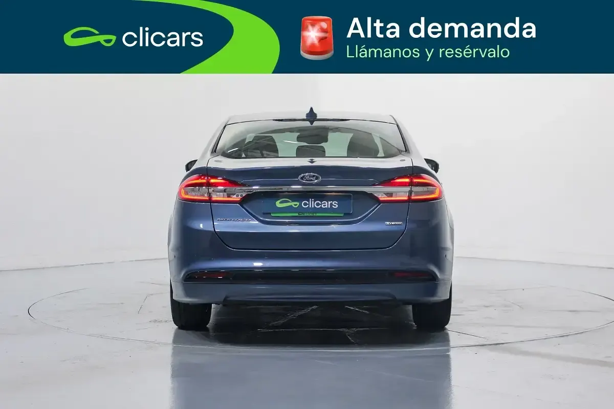Usado Ford Mondeo Titanium 187 CV (137 kW) 2021 Azul Berlina