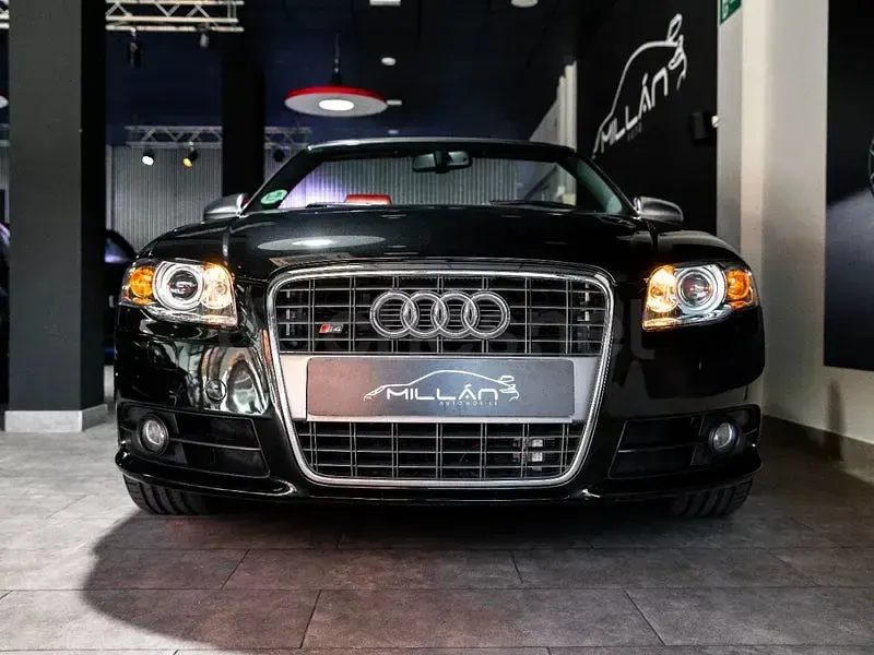 Usado Audi S4 Cabriolet S-line plus 344 CV (253 kW) 2006 Negro Descapotable