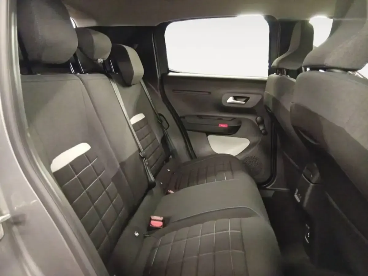 Nuevo Citroën C3 110 CV (80 kW) 2025 Gris SUV