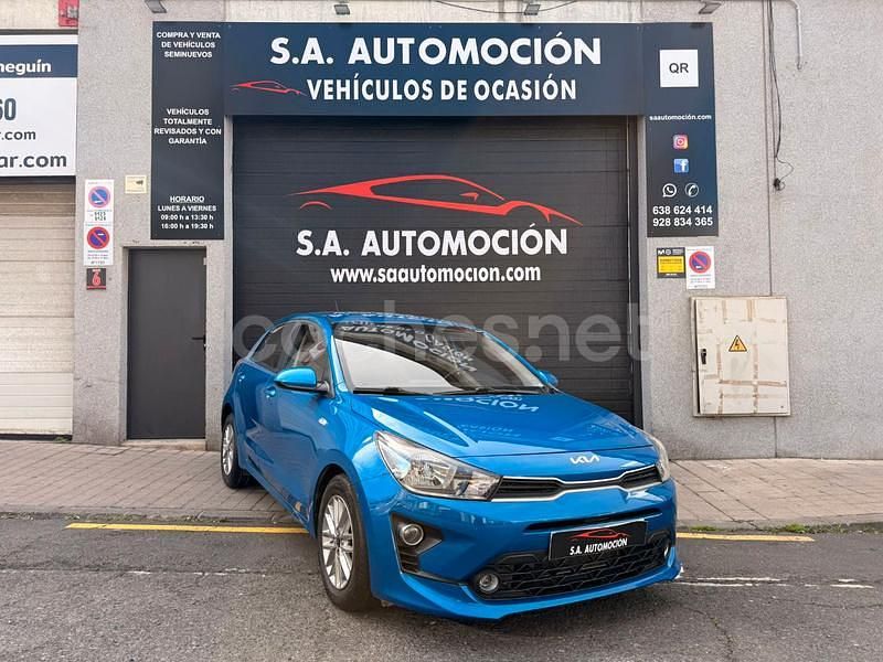 Usado Kia Rio 84 CV (61 kW) 2023 Azul Berlina