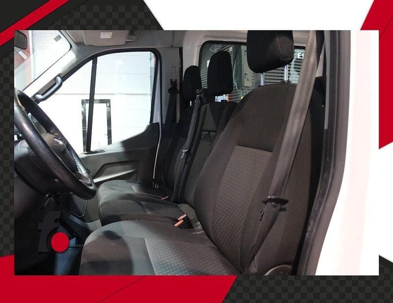 Usado Ford Transit Ambiente 130 CV (95 kW) 2022 Blanco Familiar