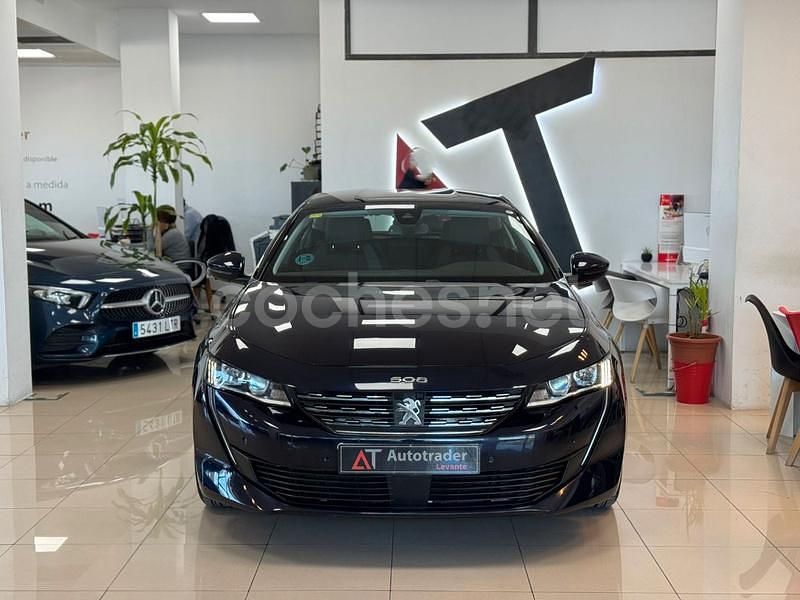 Usado Peugeot 508 Allure 160 CV (117 kW) 2020 Azul Berlina