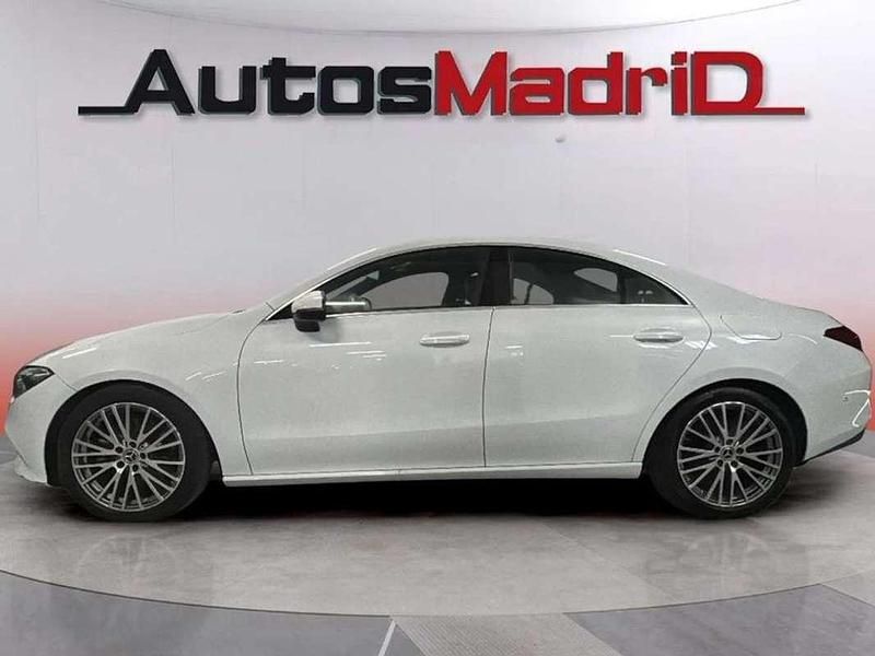 Usado Mercedes CLA220 190 CV (139 kW) 2021 Blanco Berlina