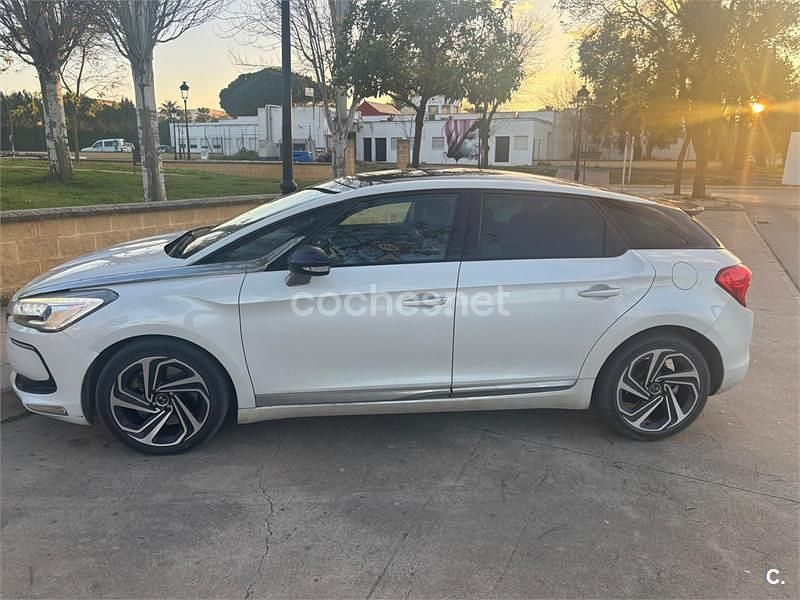 Usado DS Automobiles DS5 Style 181 CV (133 kW) 2017 Blanco Utilitario