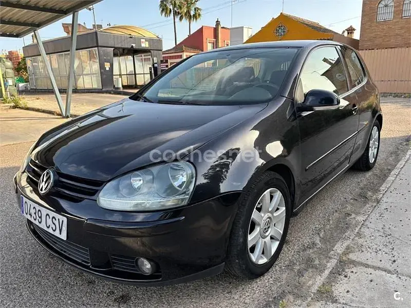 Usado VW Golf IV Sportline 105 CV (77 kW) 2004 Negro Berlina