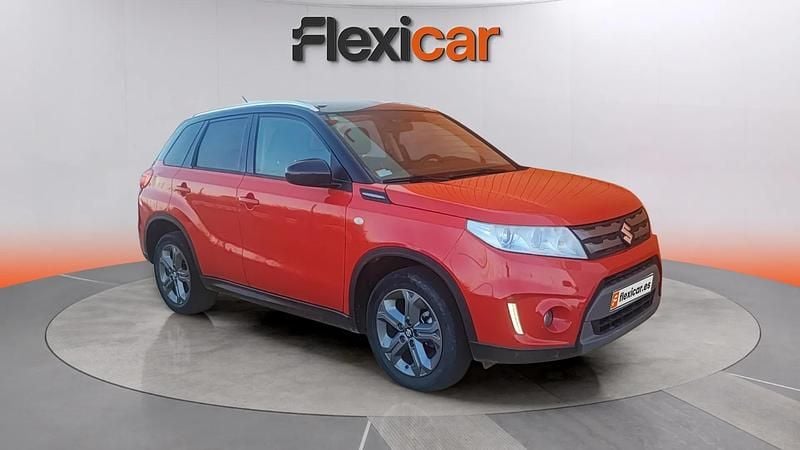 Usado Suzuki Vitara 121 CV (88 kW) 2016 Rojo SUV