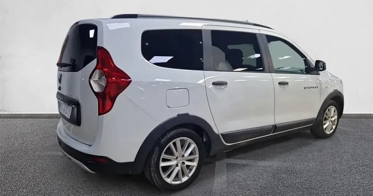 Usado Dacia Lodgy 115 CV (84 kW) 2021 Monovolumen