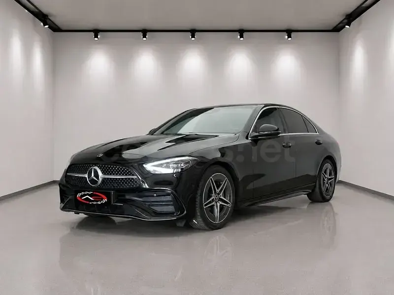 Usado Mercedes C220 200 CV (147 kW) 2023 Negro Berlina