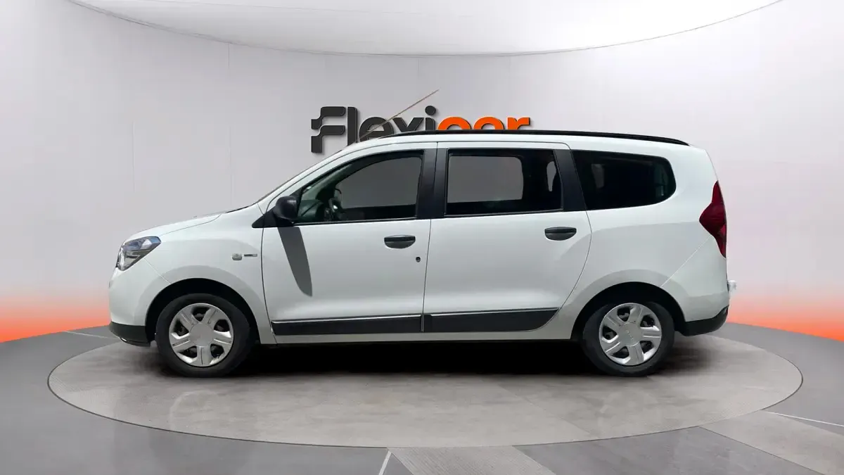 Usado Dacia Lodgy Ambiance 102 CV (75 kW) 2016 Blanco Monovolumen