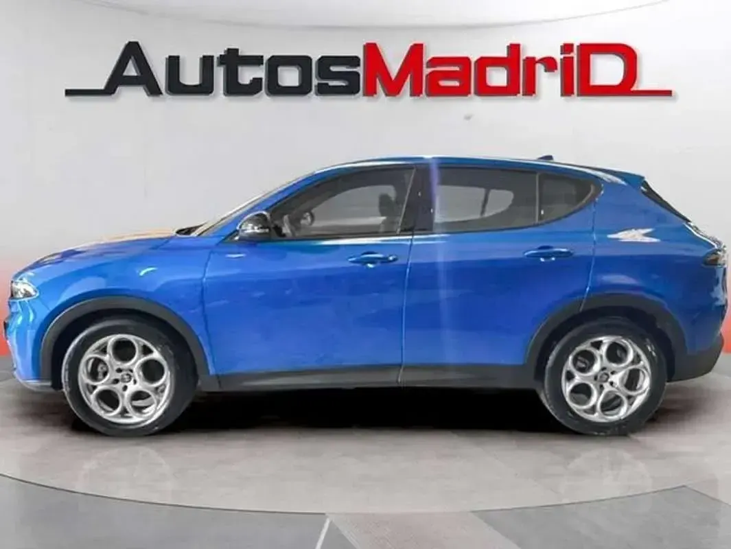Usado Alfa Romeo Tonale Sprint 131 CV (96 kW) 2023 Azul SUV