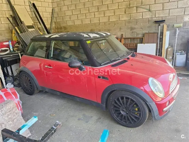 Usado Mini Cooper 115 CV (84 kW) 2002 Rojo Utilitario