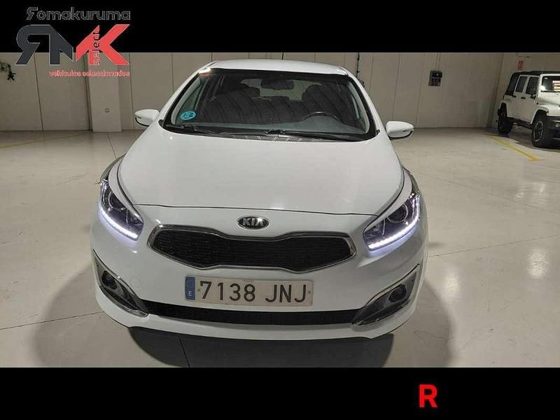 Usado Kia Ceed 101 CV (74 kW) 2016 Blanco Utilitario