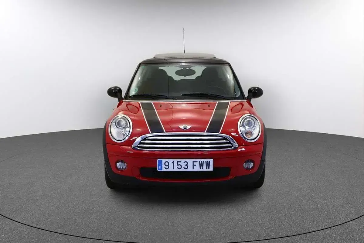 Usado Mini Cooper 120 CV (88 kW) 2007 Rojo Utilitario