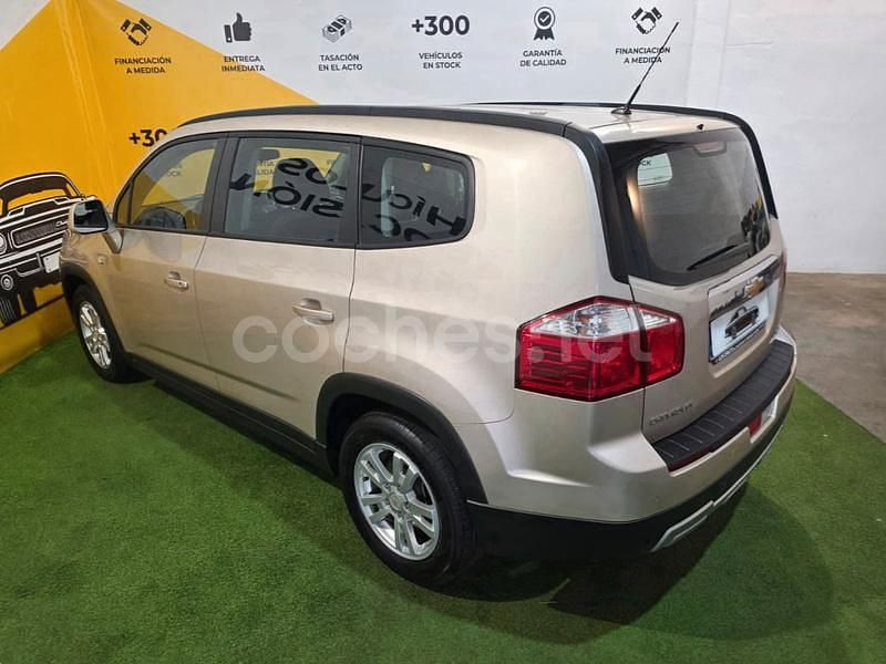 Usado Chevrolet Orlando LT 130 CV (95 kW) 2013 Beige Monovolumen