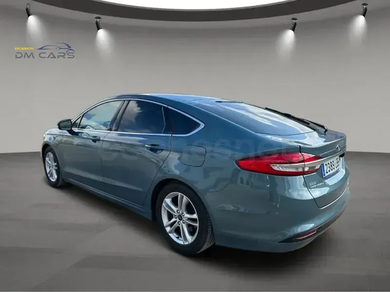 Usado Ford Mondeo Titanium 165 CV (121 kW) 2019 Azul Berlina