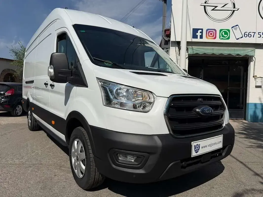 Usado Ford Transit Trend 129 CV (94 kW) 2022 Blanco Van