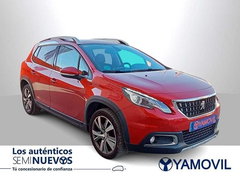 Usado Peugeot 2008 Allure 99 CV (72 kW) 2018 Rojo SUV