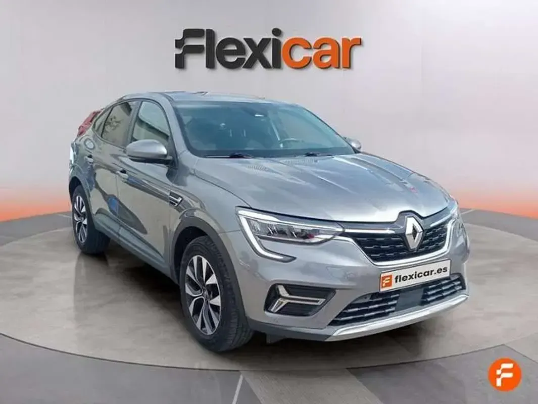 Usado Renault Arkana Evolution 140 CV (102 kW) 2023 Gris SUV