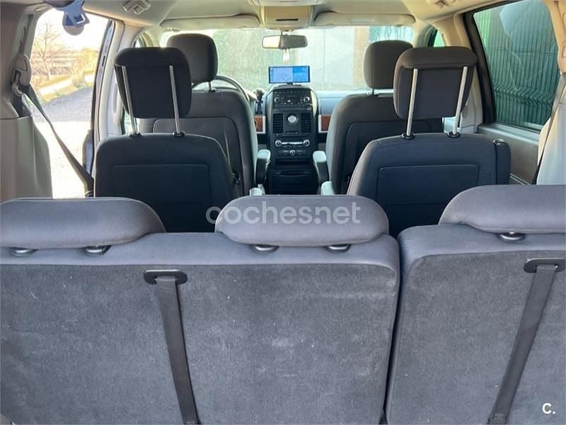Usado Chrysler Grand Voyager Touring 163 CV (119 kW) 2008 Azul Monovolumen