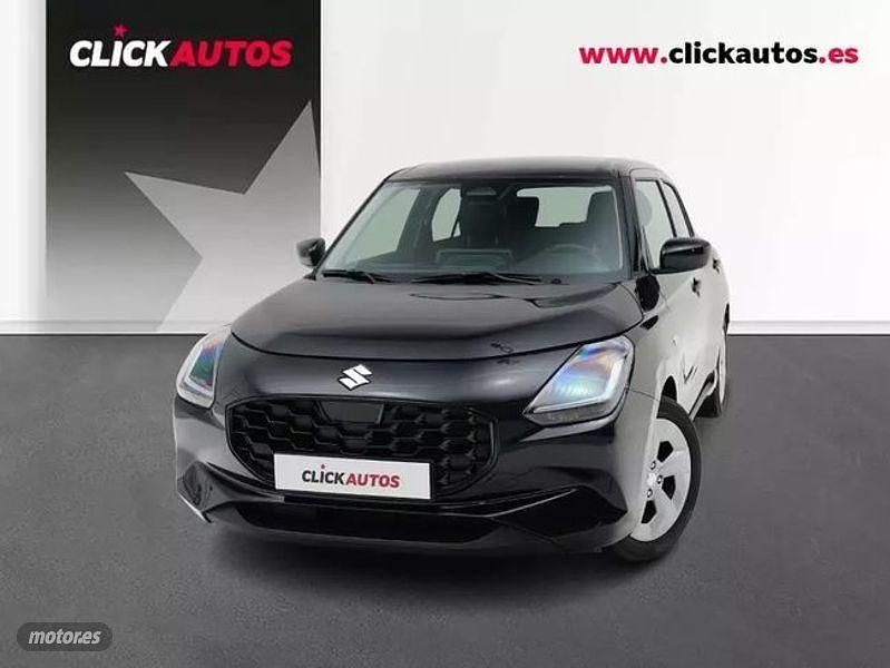 Usado Suzuki Swift 83 CV (61 kW) 2025 Negro Utilitario