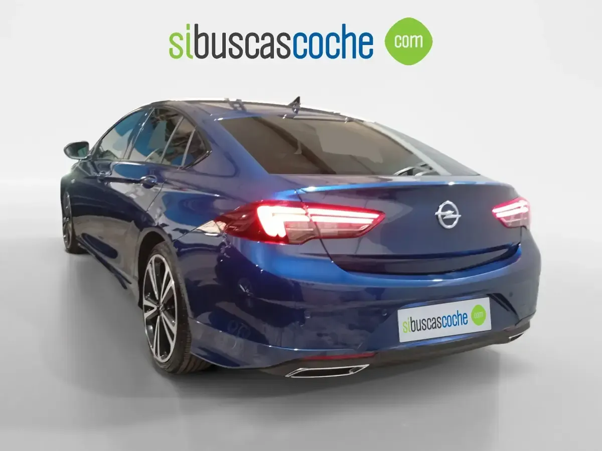 Usado Opel Insignia GS Line 180 CV (132 kW) 2021 Azul