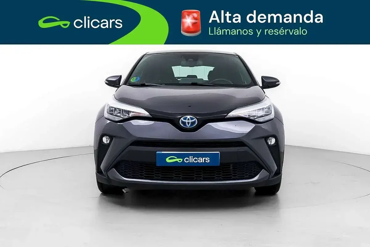 Usado Toyota C-HR Active 98 CV (72 kW) 2022 Gris SUV