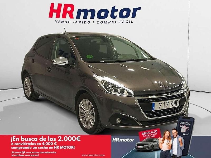 Gris Usado 2019 Peugeot 208 Signature Sky Utilitario | 7090 € (Buen precio) - Imagen 1/4
