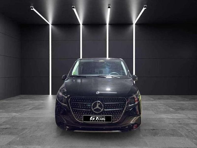 Usado Mercedes V250 Avantgarde 190 CV (139 kW) 2025 Negro Monovolumen