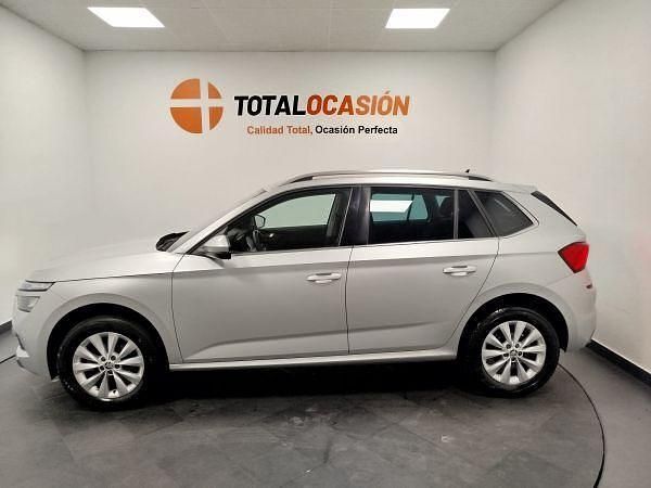 Usado Skoda Kamiq 110 CV (80 kW) 2022 Gris / plata SUV