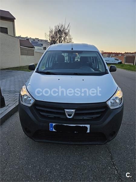 Usado Dacia Dokker Ambiance 90 CV (66 kW) 2014 Blanco Monovolumen