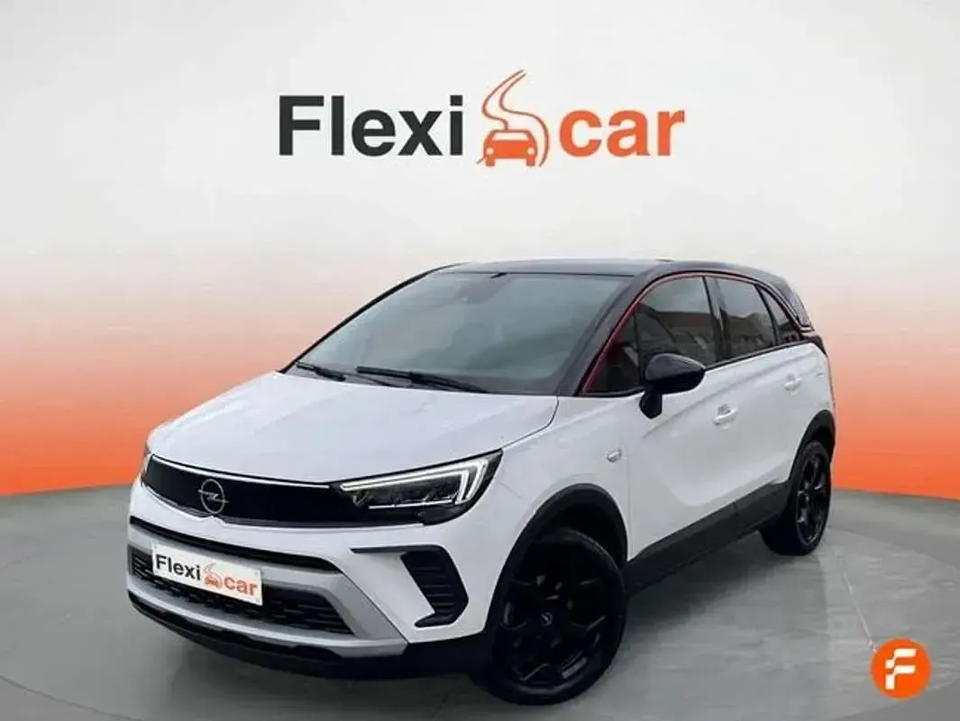 Usado Opel Crossland GS Line 110 CV (80 kW) 2022 Blanco SUV