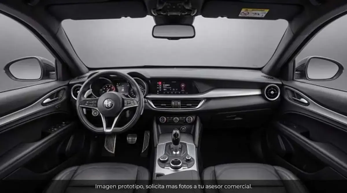Usado Alfa Romeo Stelvio Veloce 209 CV (153 kW) 2023 Gris SUV