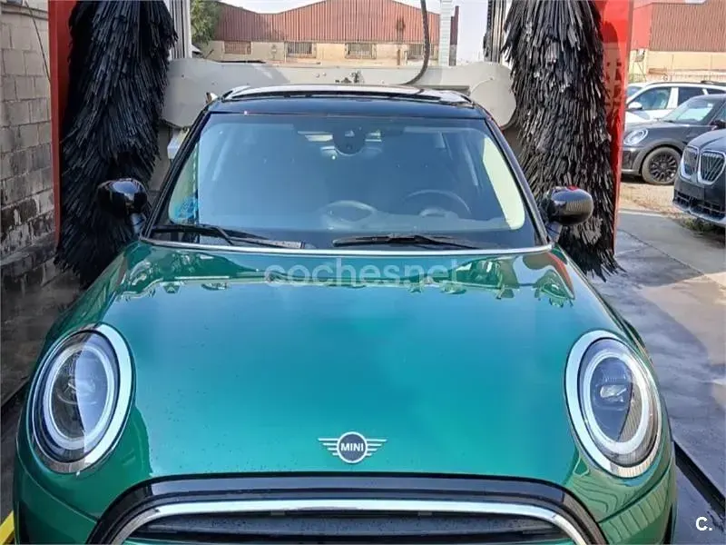 Usado Mini Cooper 136 CV (100 kW) 2022 Verde Utilitario
