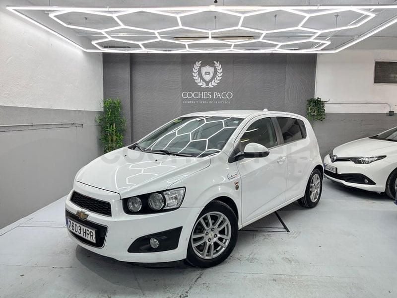 Blanco Usado 2013 Chevrolet Aveo LT Berlina | 5490 € (Precio justo) - Imagen 1/4