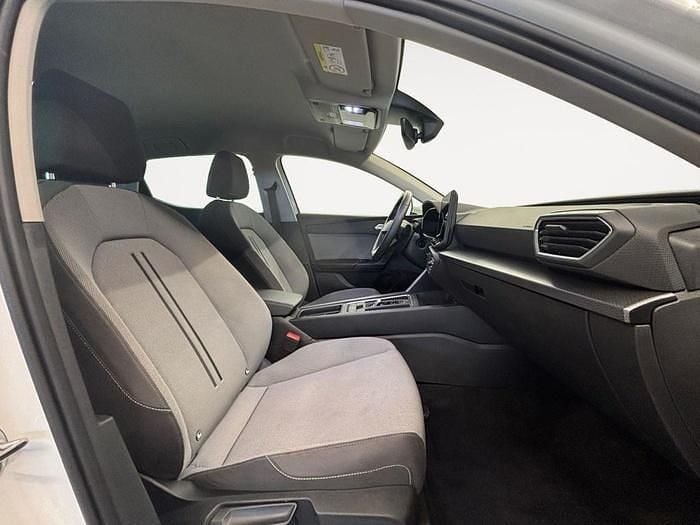 Usado Seat Leon Style 116 HP (85 kW) 2025 Branco