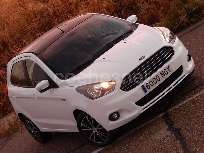Blanco Usado 2018 Ford Ka Plus Utilitario | 7975 € (Buen precio) - Imagen 1/4