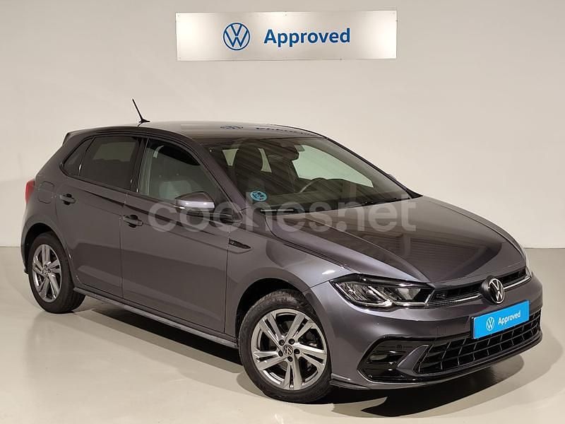 Gris / plata Usado 2025 VW Polo R-line Berlina | 25.900 € (Un poco caro) - Imagen 1/4