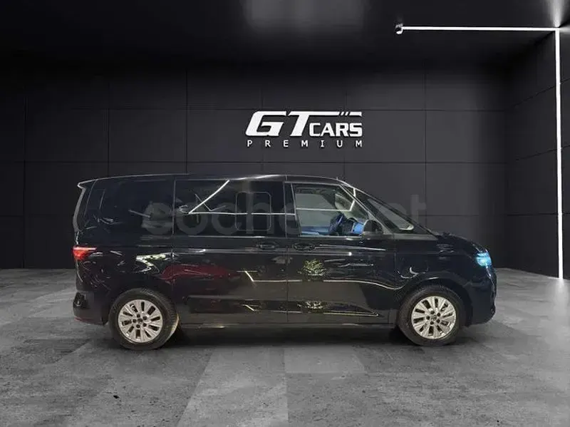 Usado VW Multivan 245 CV (180 kW) 2025 Negro Monovolumen