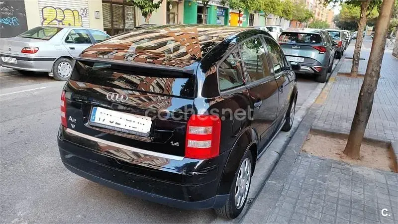 Usado Audi A2 75 CV (55 kW) 2000 Negro Utilitario