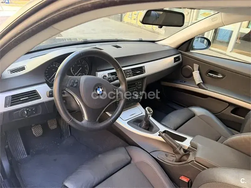 Usado BMW 320 170 CV (125 kW) 2008 Negro Coupe