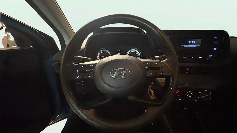 Usado Hyundai i20 84 HP (61 kW) 2022 Verde Citadino
