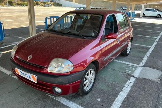 Usado Renault Clio II 100 CV (73 kW) 2000