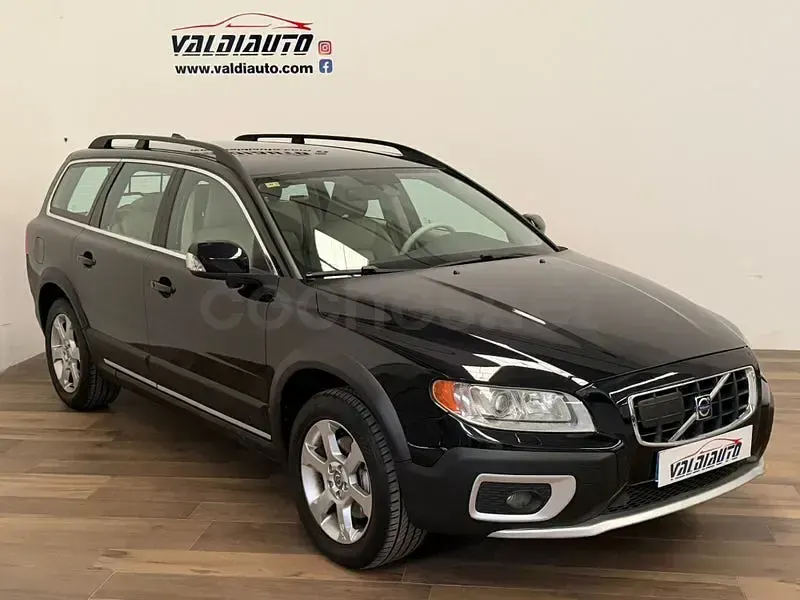 Usado Volvo XC70 Momentum 185 CV (136 kW) 2008 Negro Familiar