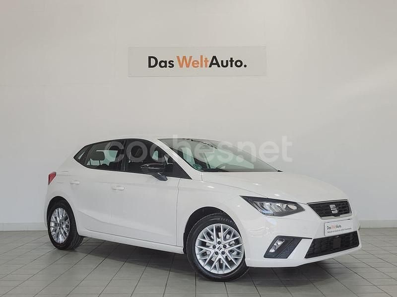 Blanco Usado 2024 Seat Ibiza FR Berlina | 18.690 € (Precio justo) - Imagen 1/4