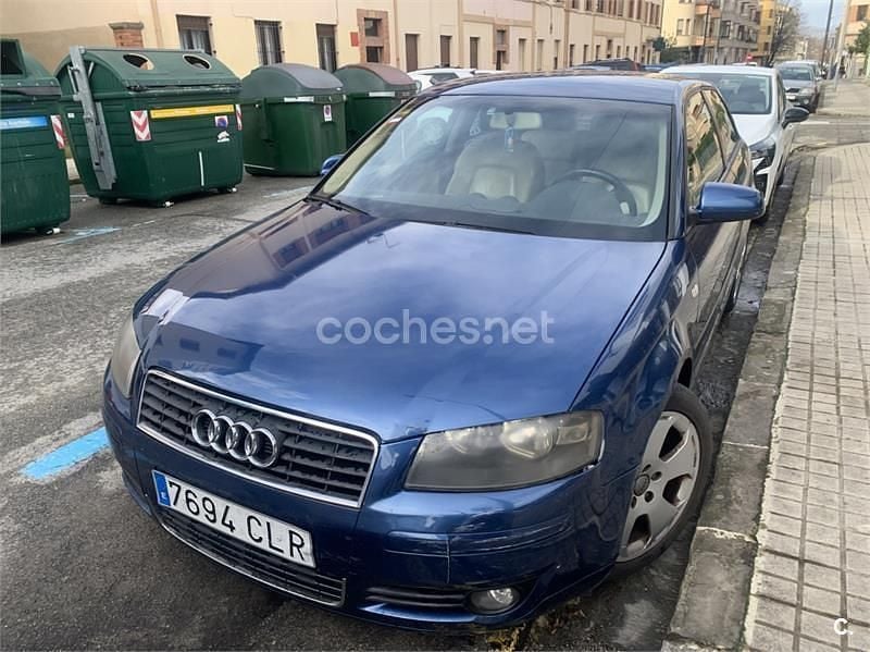 Usado Audi A3 Ambition 102 CV (75 kW) 2003 Azul Utilitario