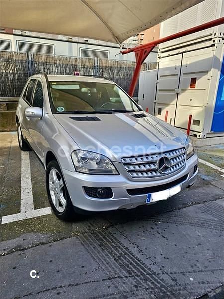 Usado Mercedes ML320 224 CV (164 kW) 2007 Gris / plata SUV