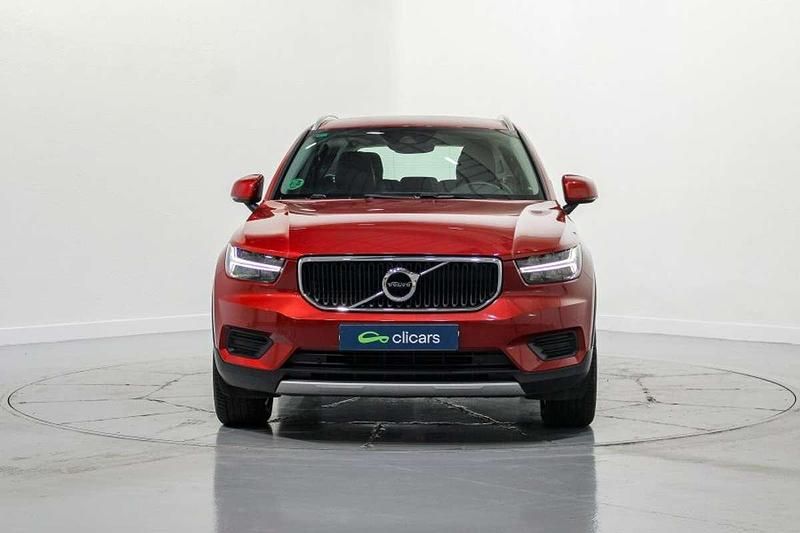 Usado Volvo XC40 Momentum 190 CV (139 kW) 2018 Rojo SUV