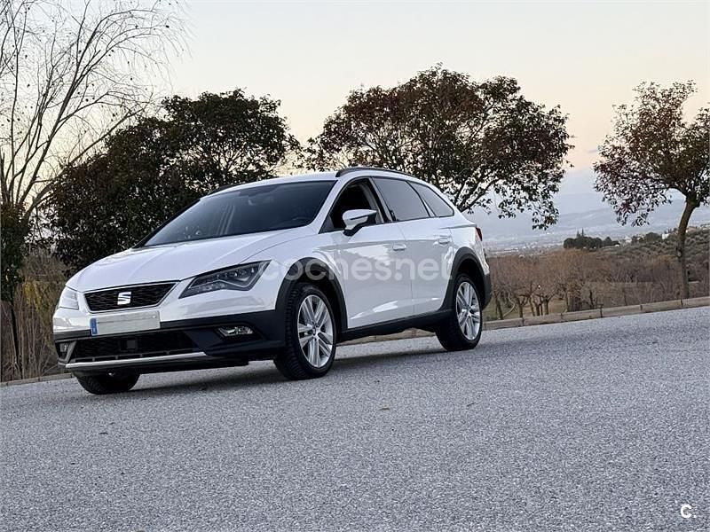 Usado Seat Leon ST 4Drive 150 CV (110 kW) 2018 Blanco Familiar