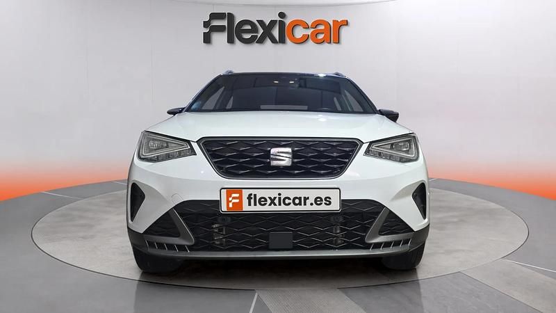 Usado Seat Arona FR 150 CV (110 kW) 2023 Blanco SUV